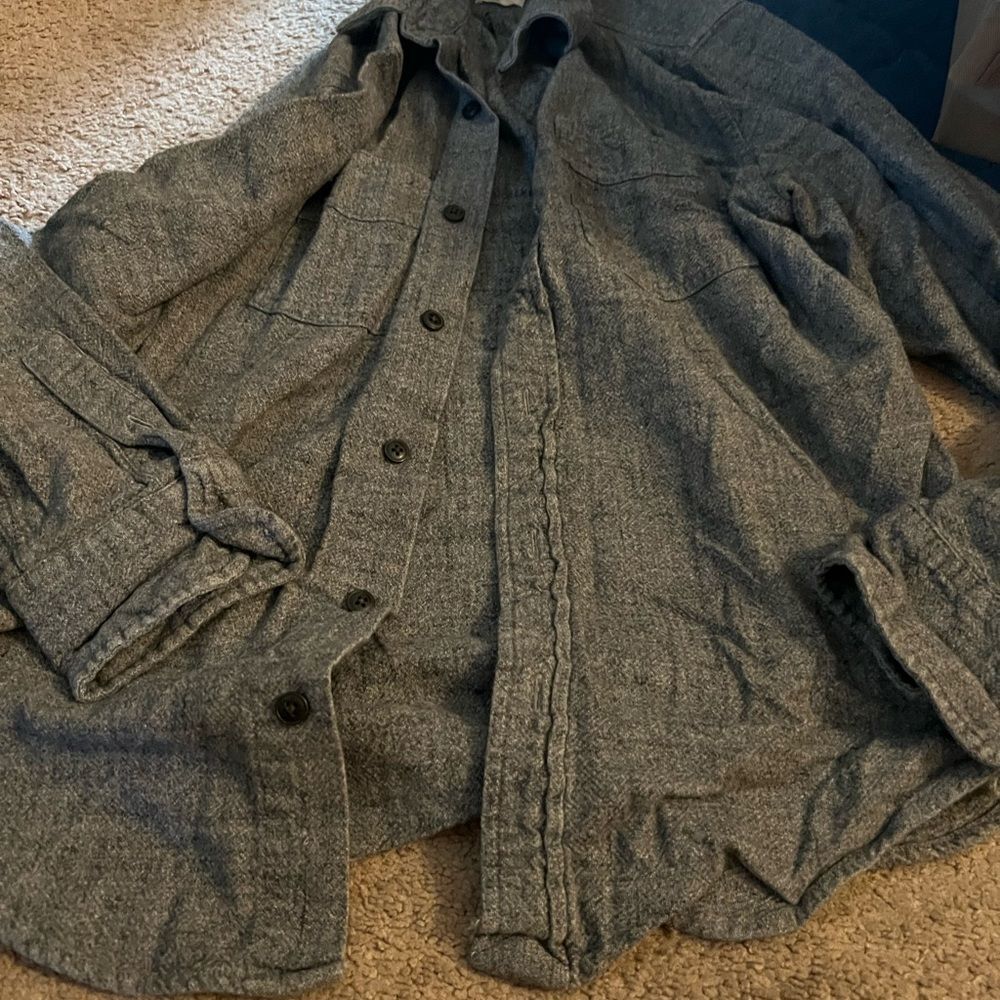 Club Monaco button down small - Picture 5 of 7
